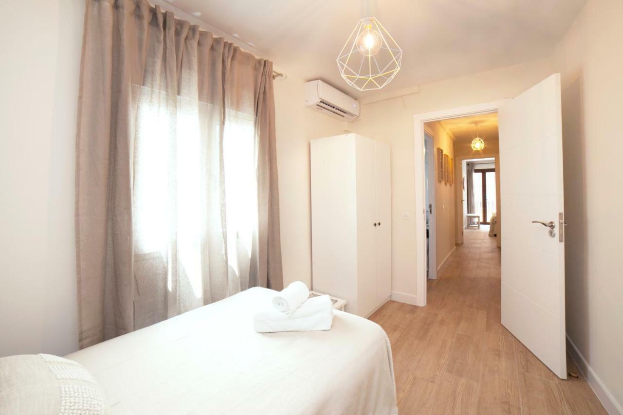 Alohamundi Pureza Apartment เซบีญา ภายนอก รูปภาพ
